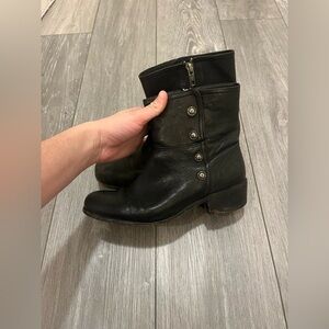 Frye Black Lynn Military Black Short Leather Boot Size 8.5